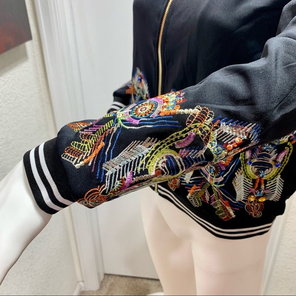 🔥NWOT🔥 Mod X Embroidered And Jeweled Zip Up Jacket - Picture 11 of 14